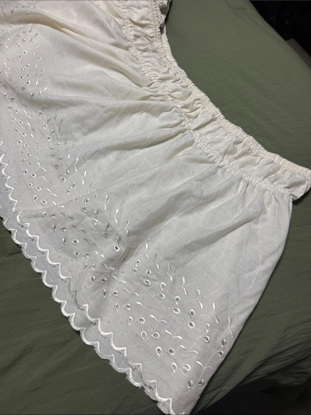 Cream Wrap-Around Bed Skirt